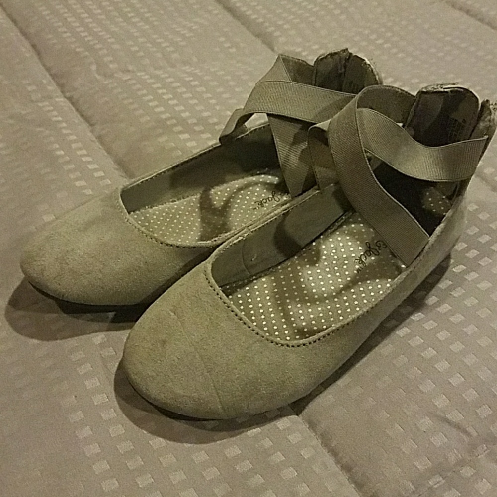Cute little girl's flats